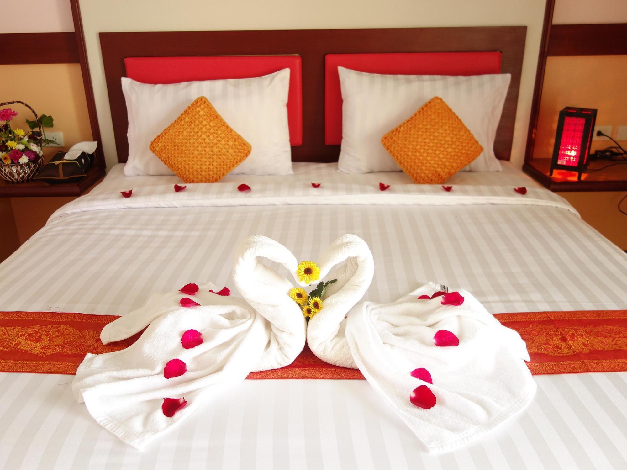 Airport Phuket Garden Resort Thalang Exterior photo